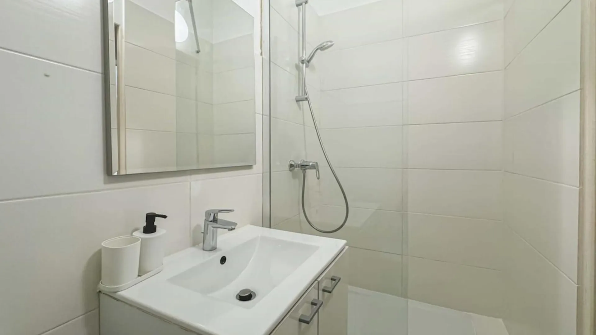 公寓 Flexliving - Whole Flat - Mesnil 巴黎