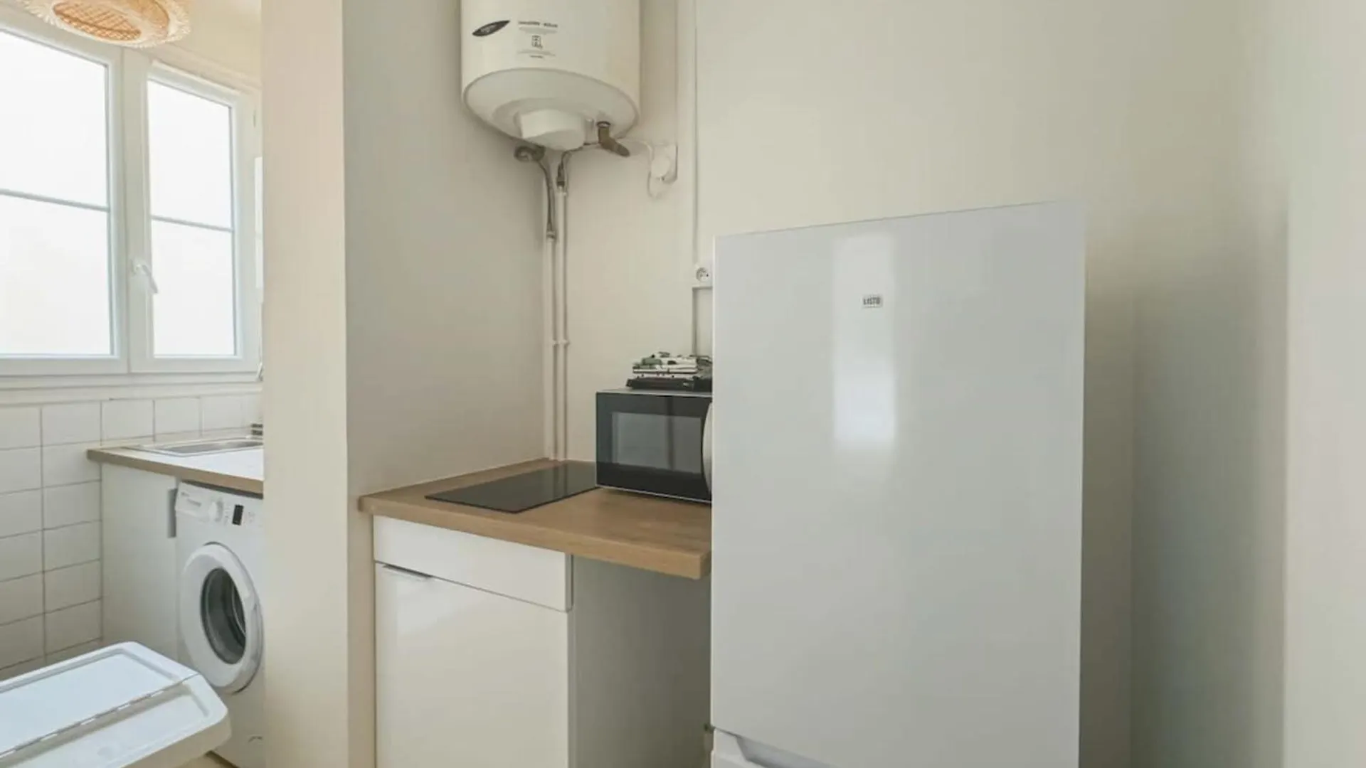 Flexliving - Whole Flat - Mesnil Apartment Paris